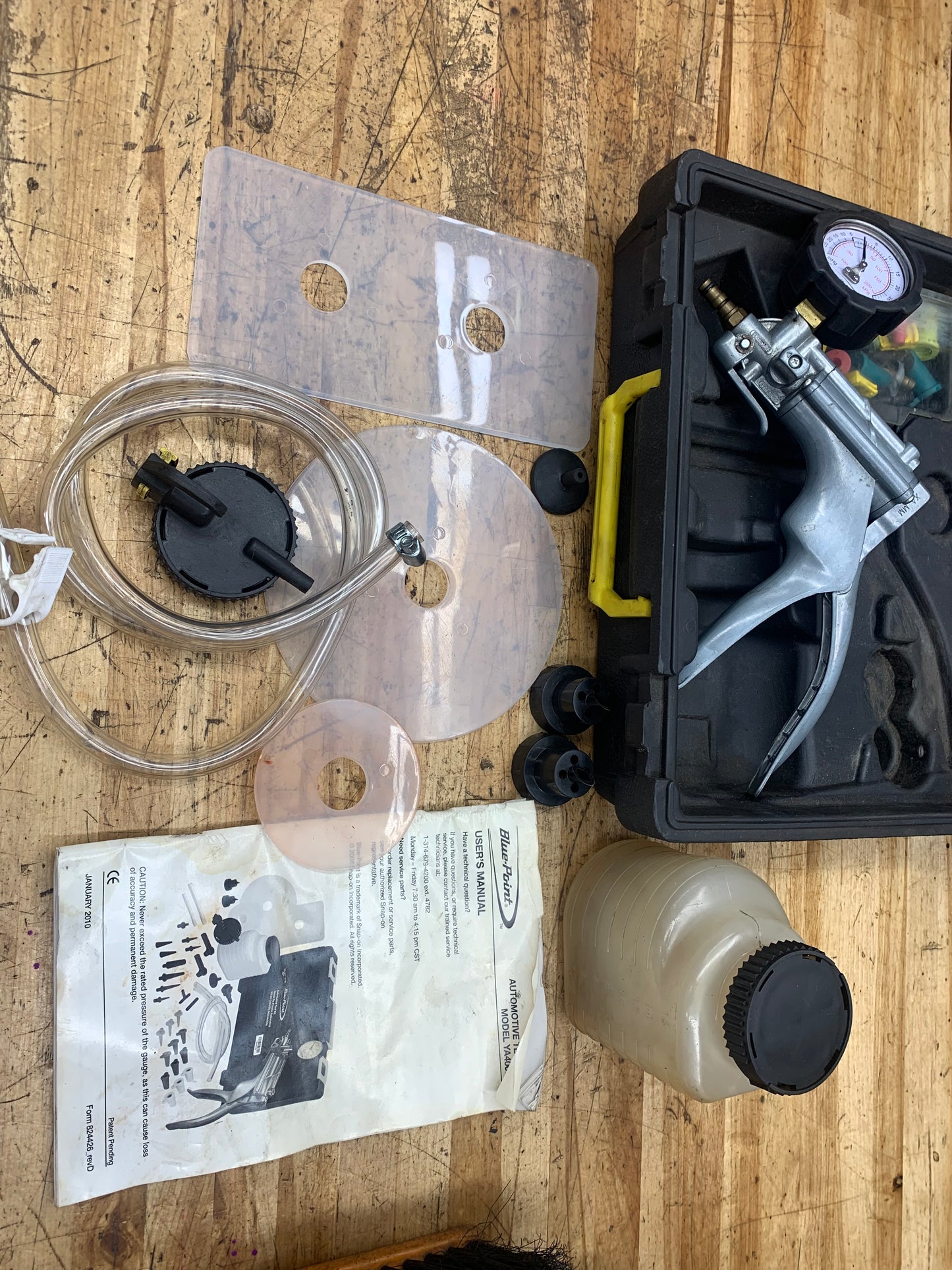 Blue Point Pressure/Vacuum Pump Automotive Test kit YA4000B