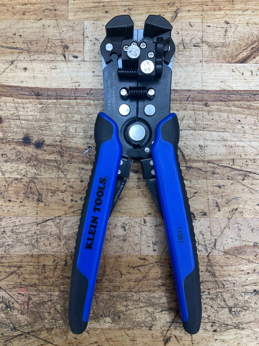 Klein Tools Self Adjusting Wire Strippers 10-20AWG  11061