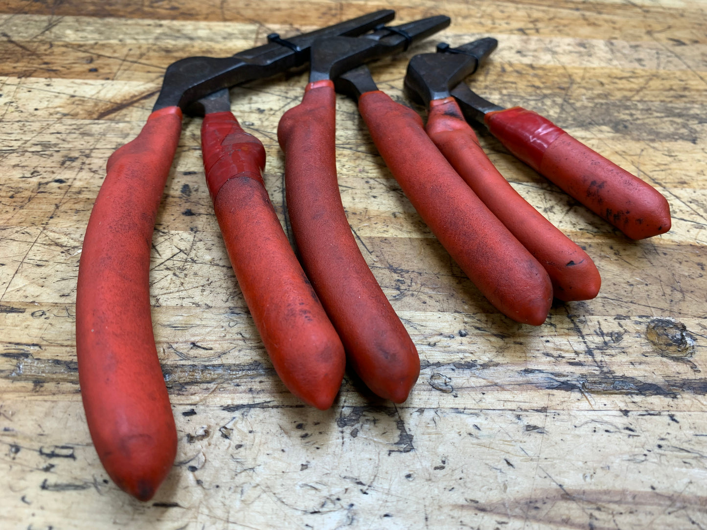 EZ Red 3pc Right Angle Pistol Grip Kiwi Pliers
