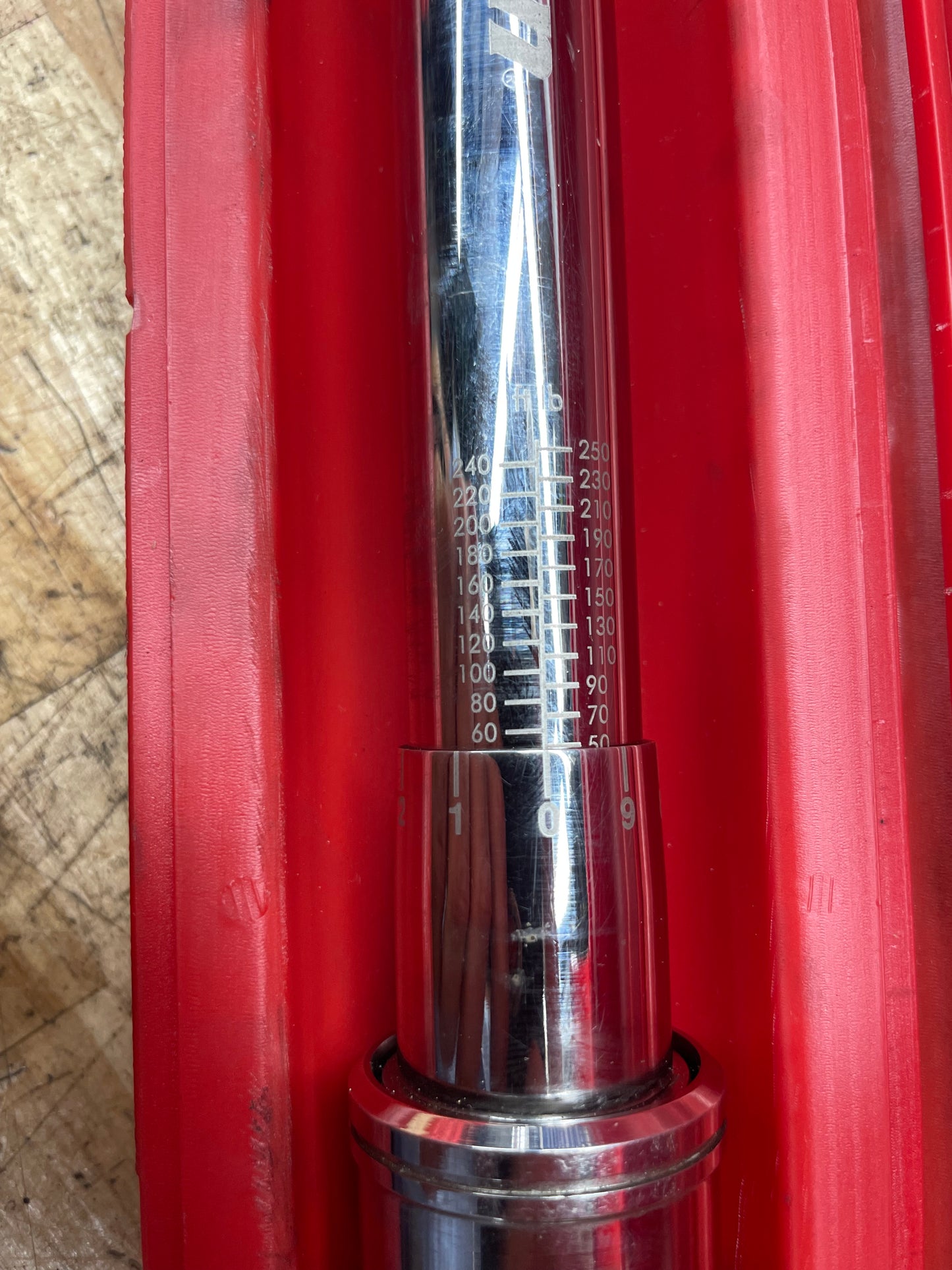 Snap On 1/2” Click Style Torque Wrench 50-250 Ft.Lb. USA QD3R250