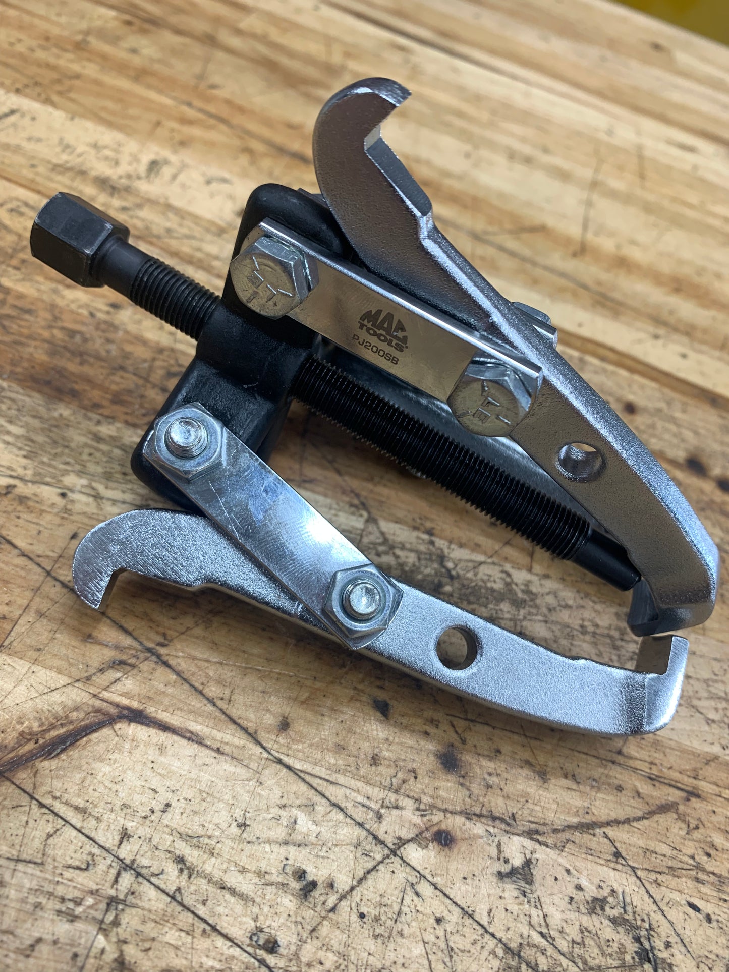 Mac Tools 3 Jaw Puller 2 Ton PJ200SB
