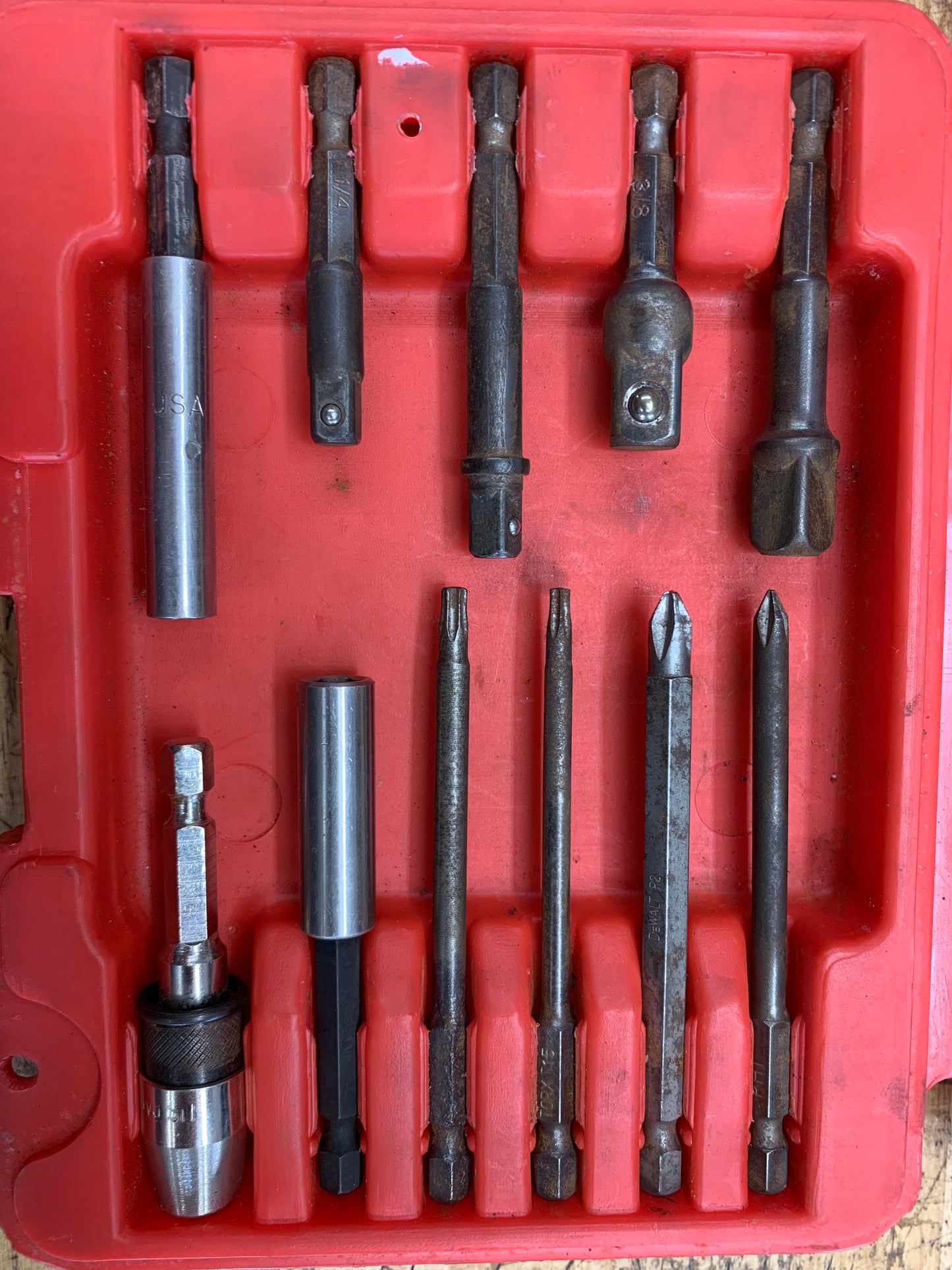 Matco Long Hex Driver Bit Set 16pc.  MQC16B
