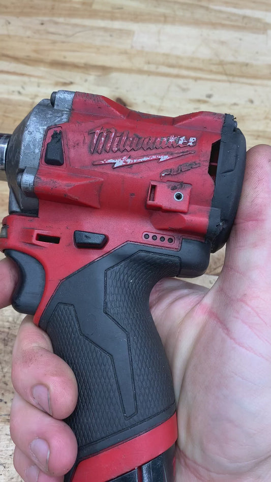 Milwaukee 3/8" Stubby Impact M12 2554-20